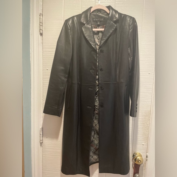 Kenneth Cole Black Leather Coat -Size S EUC - Picture 11 of 13